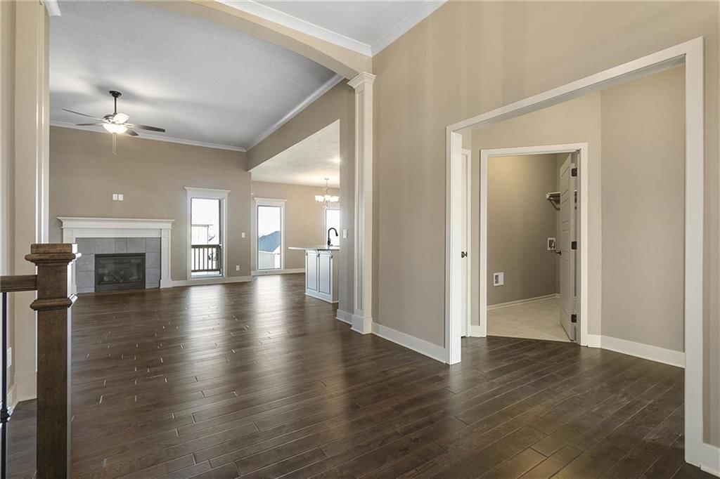 9038 N Monroe Avenue — photo 15