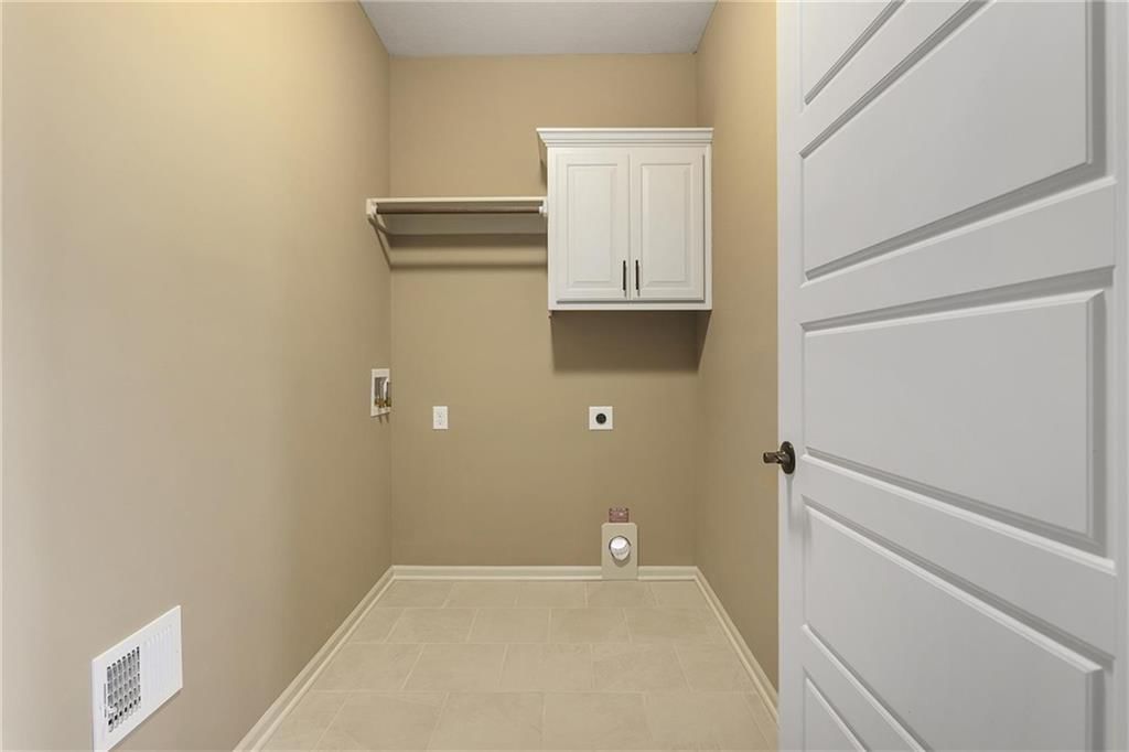 9038 N Monroe Avenue — photo 25