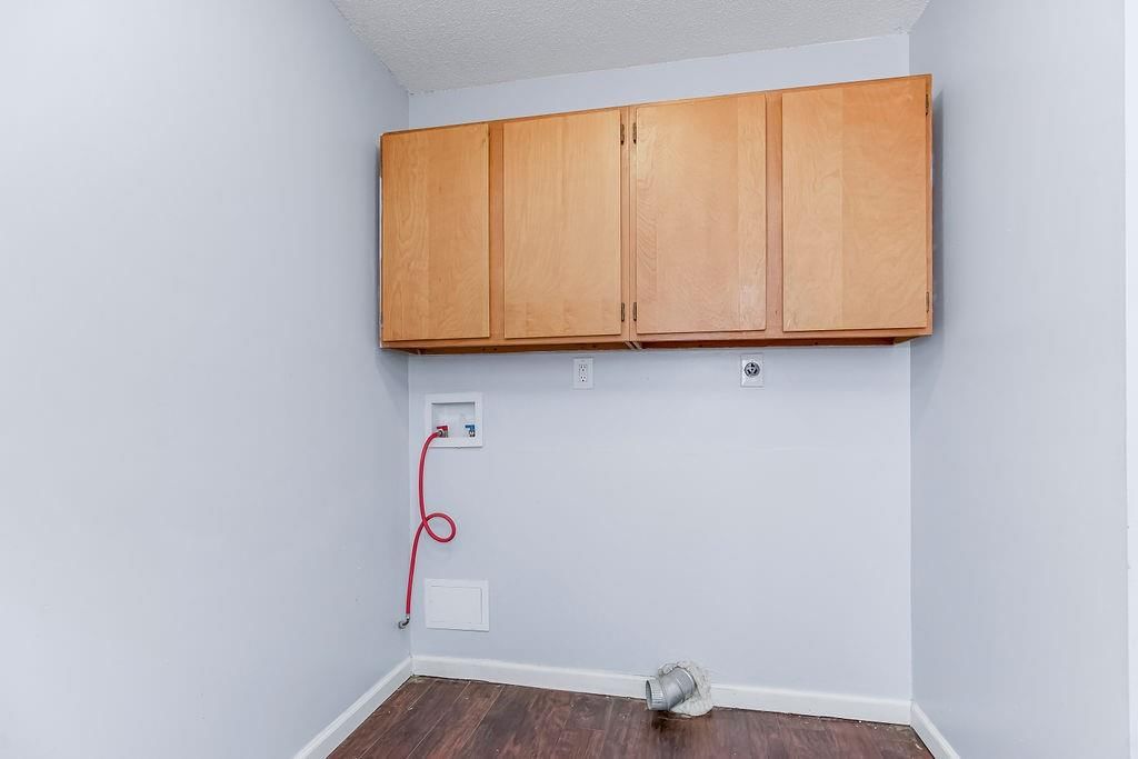 2924 WAYNE Avenue — photo 15