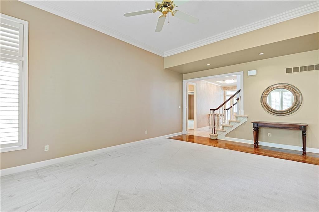 5803 W 124th Street — photo 8