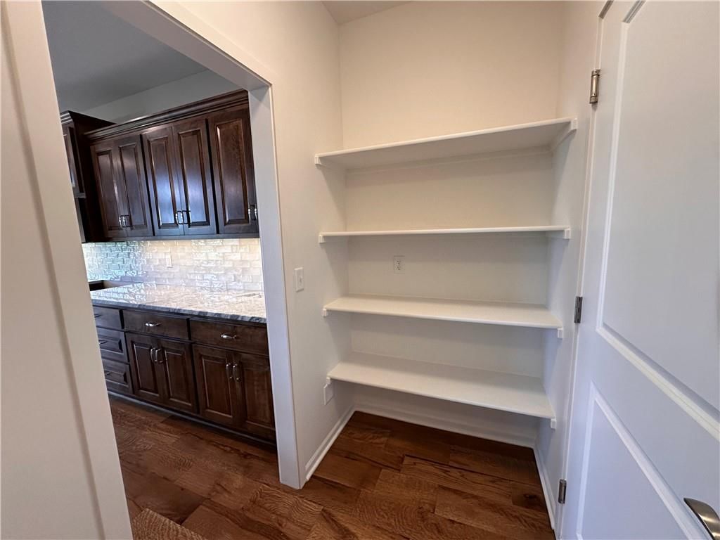 2133 Greenfield Point — photo 12