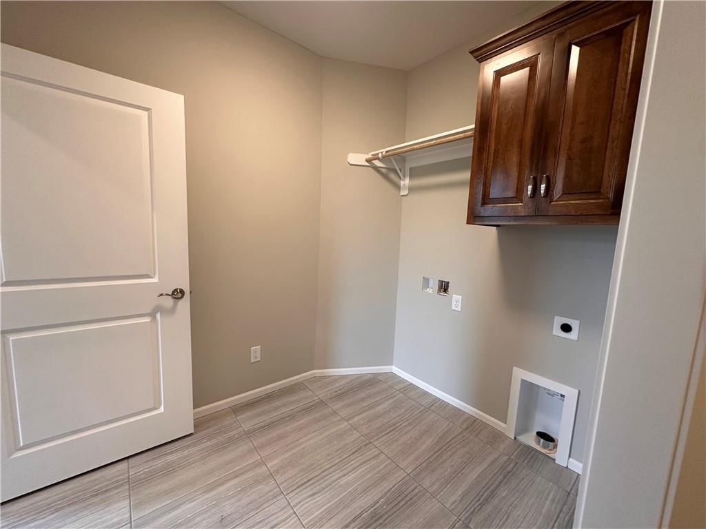 2133 Greenfield Point — photo 19