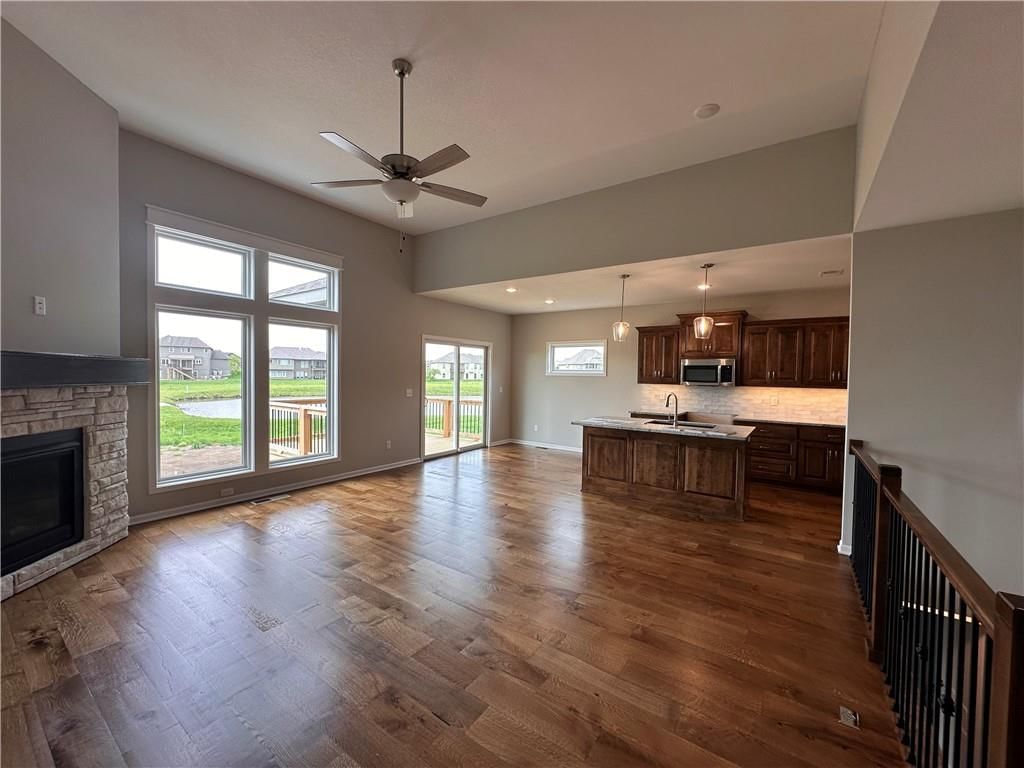 2133 Greenfield Point — photo 5