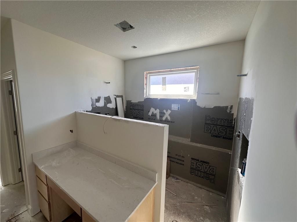 2060 Foxtail Drive — photo 23