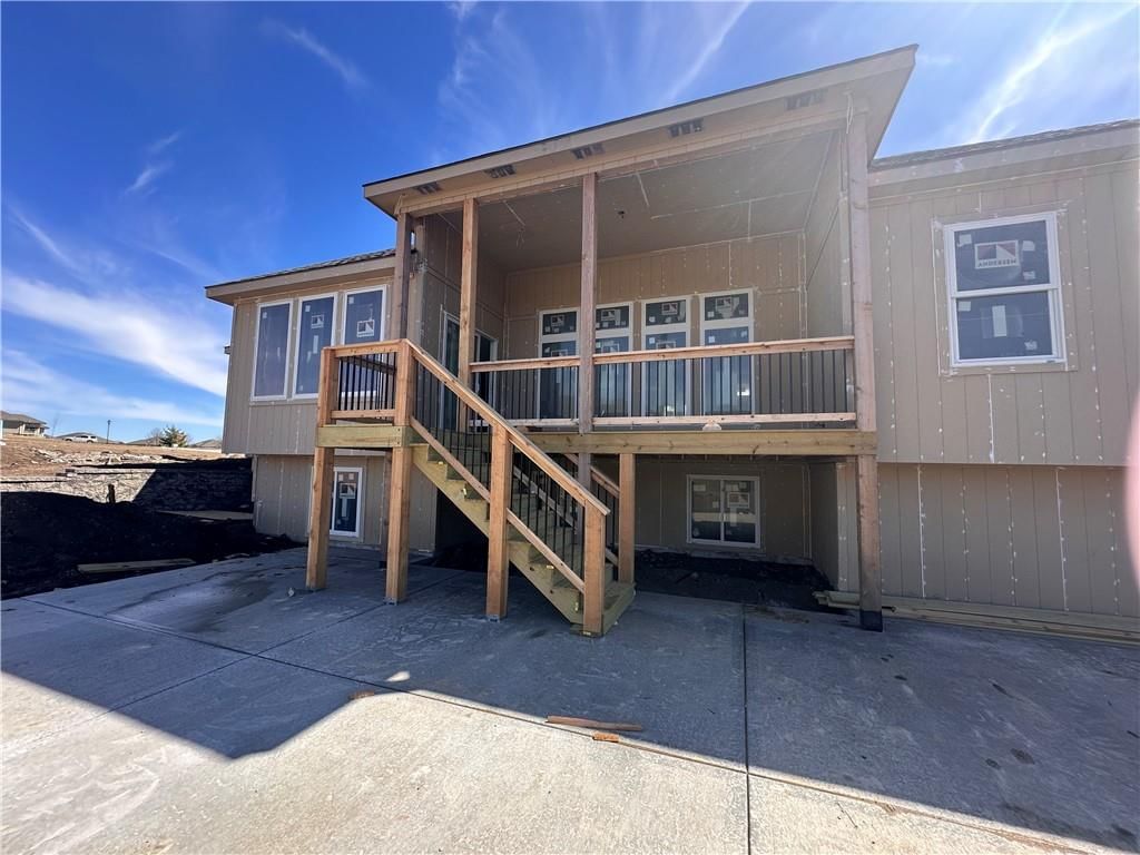 2060 Foxtail Drive — photo 4