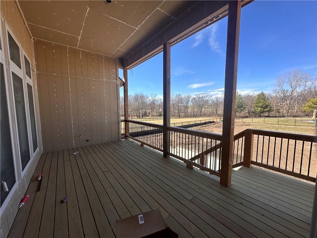 2060 Foxtail Drive — photo 6