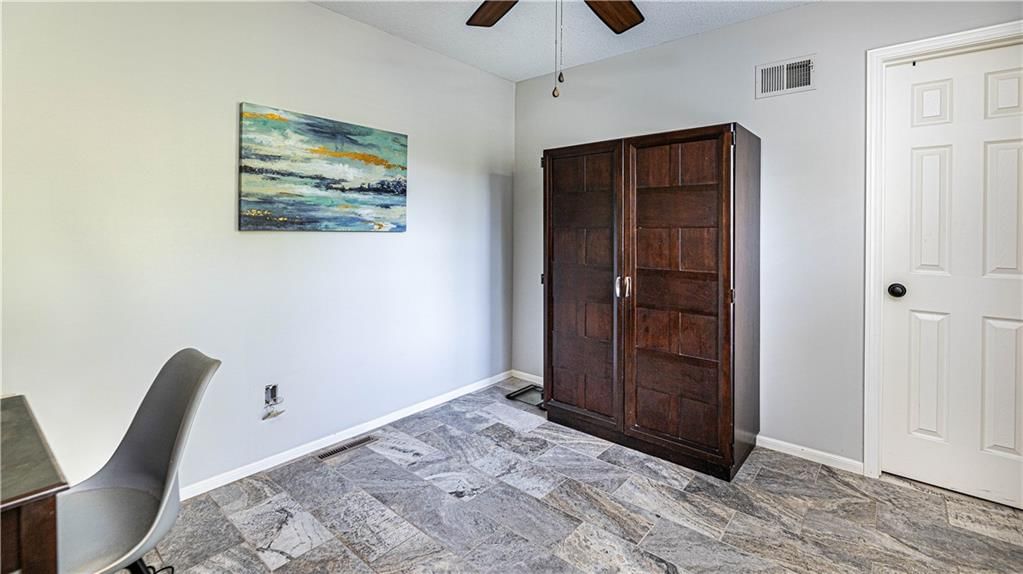 229 SE Sumpter Drive — photo 23