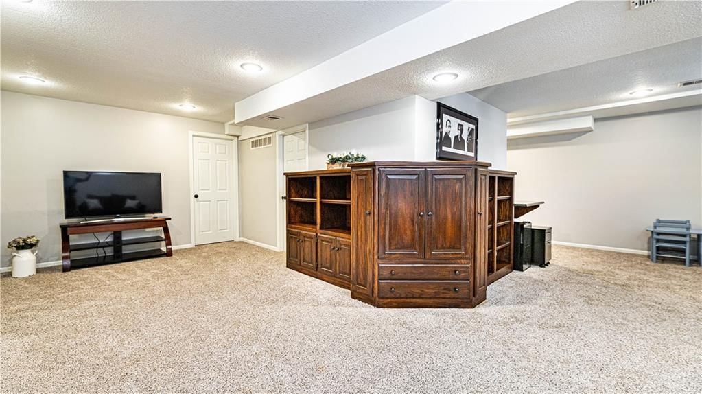 229 SE Sumpter Drive — photo 30