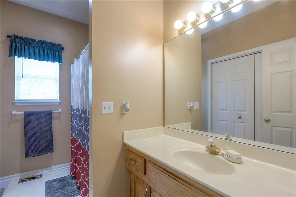 618 SE Joel Avenue — photo 15