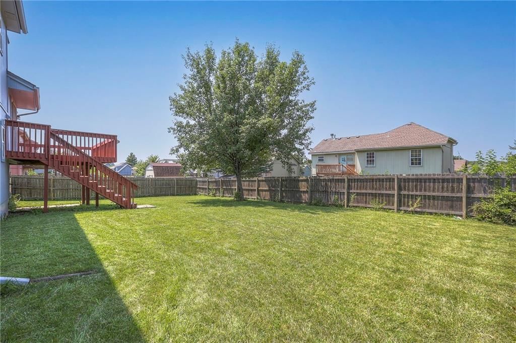 618 SE Joel Avenue — photo 31