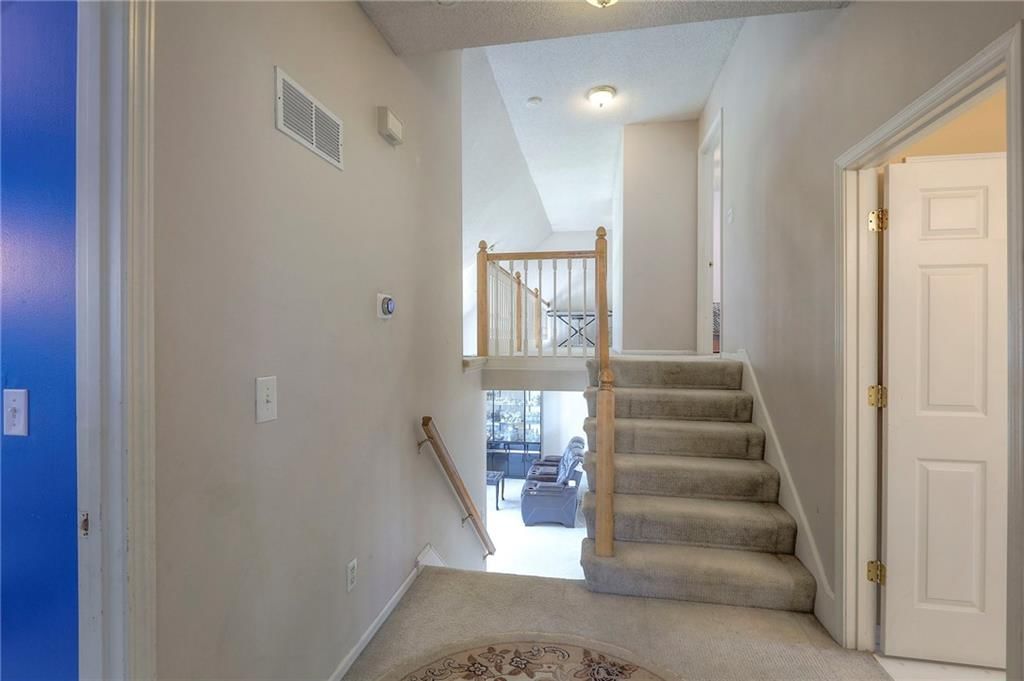 618 SE Joel Avenue — photo 8