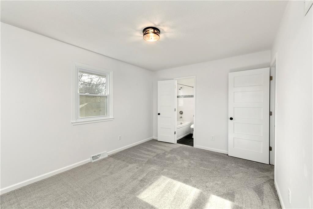 112 SW Gladstone Drive — photo 15