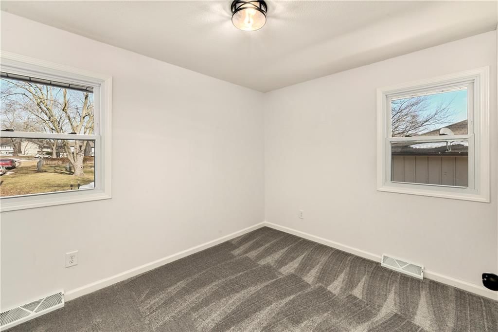 112 SW Gladstone Drive — photo 19