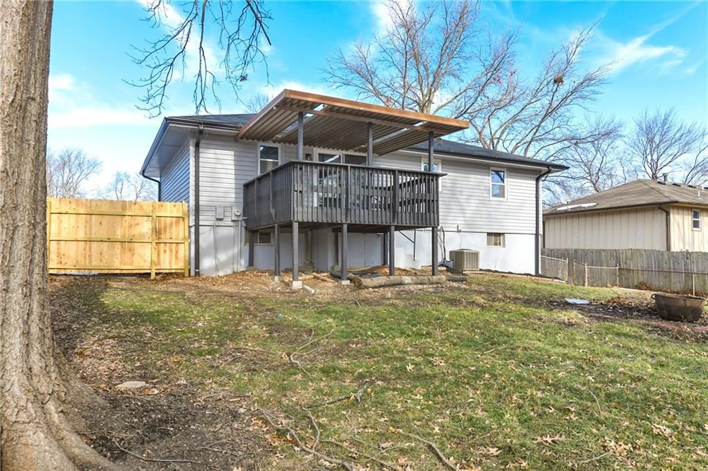 112 SW Gladstone Drive — photo 28