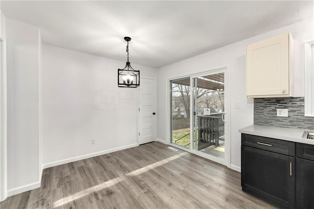 112 SW Gladstone Drive — photo 7