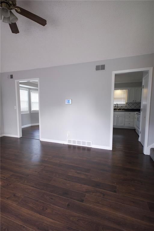 1400 W Sheridan Street — photo 5