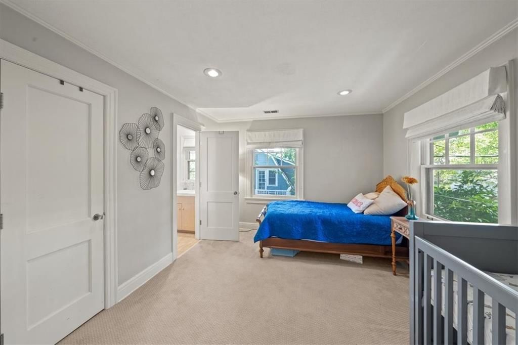 633 W 60th Terrace — photo 21
