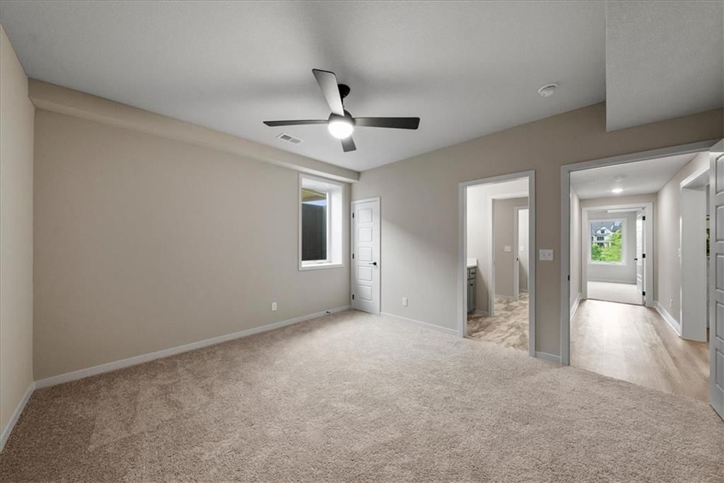 8720 N Lewis Avenue — photo 47