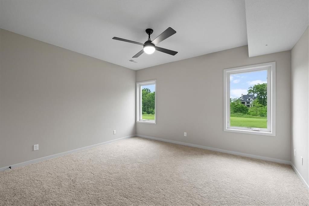 8720 N Lewis Avenue — photo 51