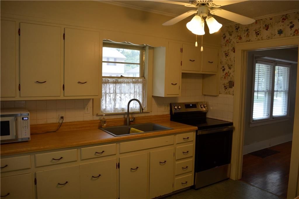 1801 S Olive Street — photo 19