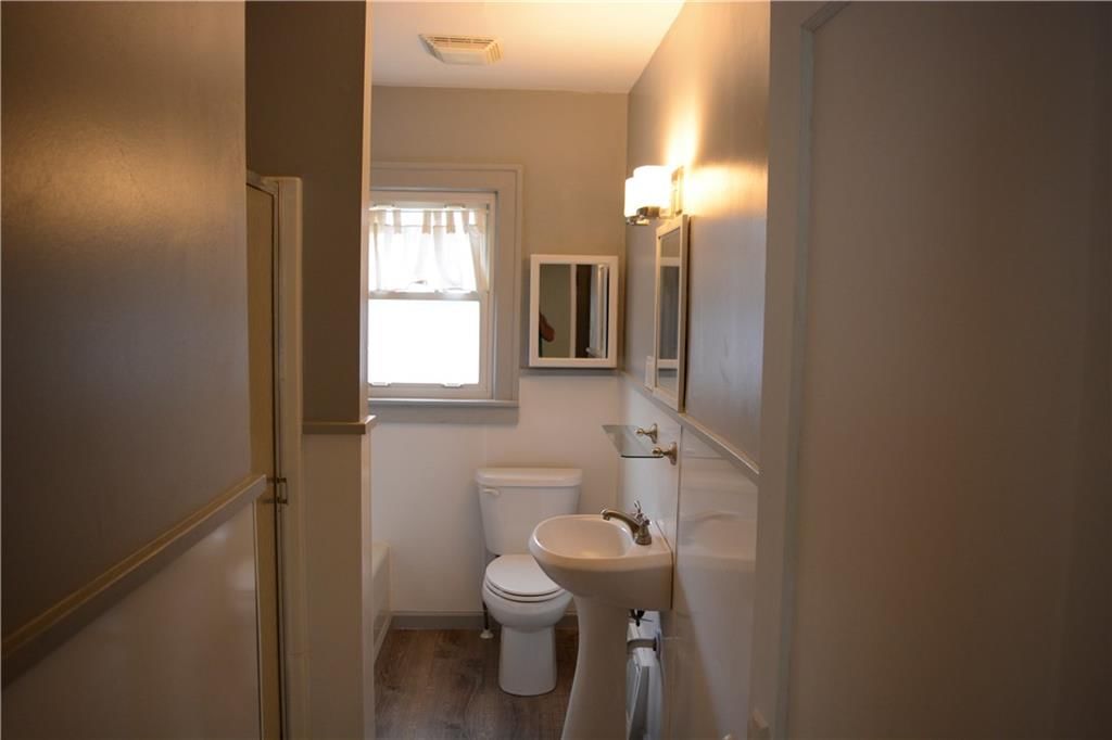 1801 S Olive Street — photo 24