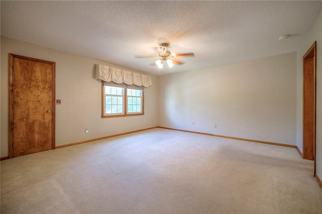 13009 W 105th Terrace — photo 16