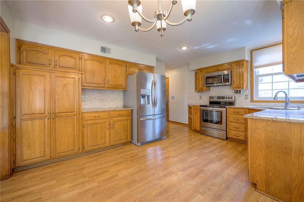 13009 W 105th Terrace — photo 7