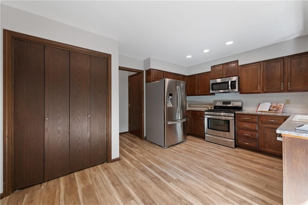 5529 BRADSHAW Street — photo 13