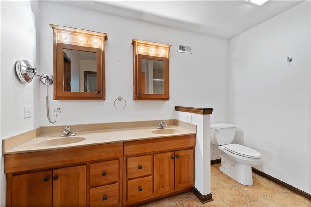 5529 BRADSHAW Street — photo 17