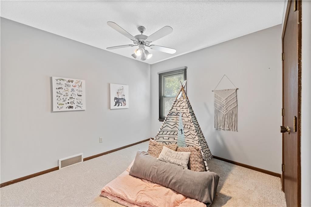 5529 BRADSHAW Street — photo 19