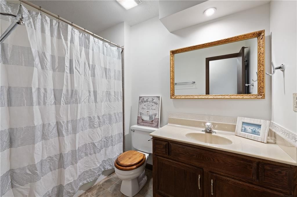 5529 BRADSHAW Street — photo 21