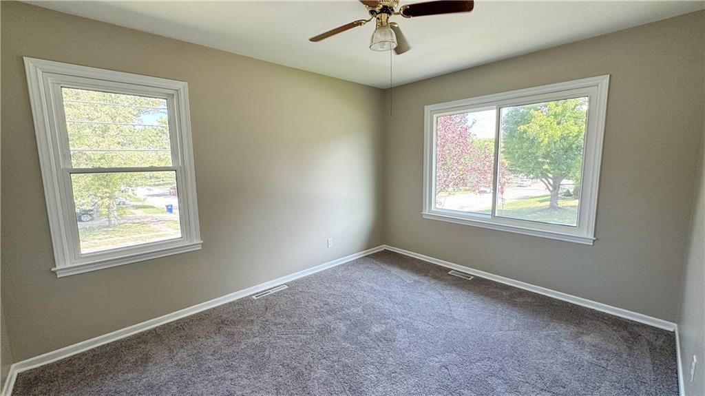 13500 Belmeade Avenue — photo 15