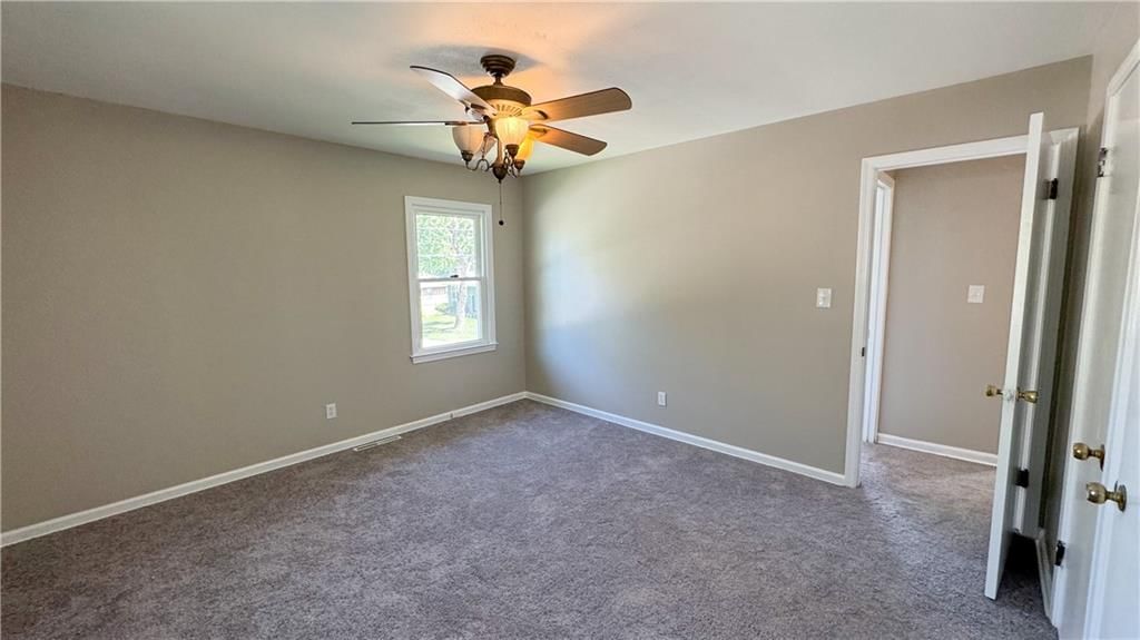 13500 Belmeade Avenue — photo 17