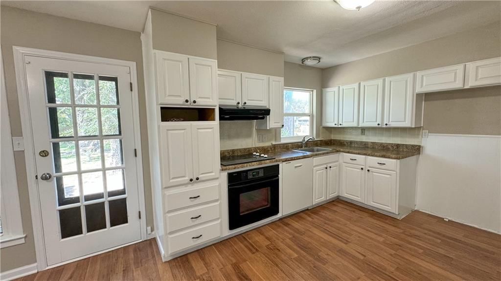 13500 Belmeade Avenue — photo 10