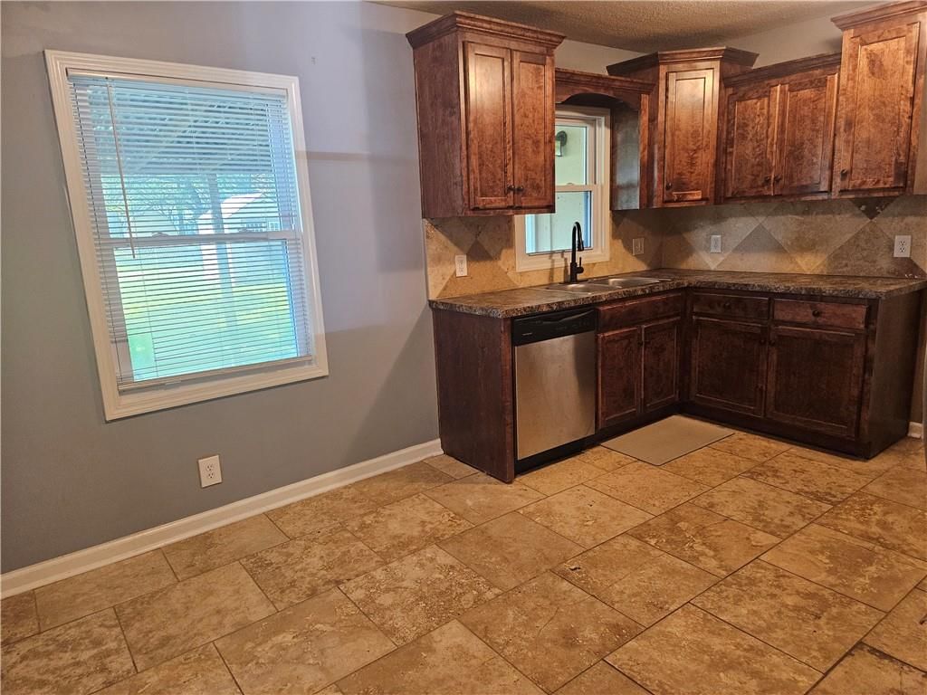 10501 W 56th Terrace — photo 9
