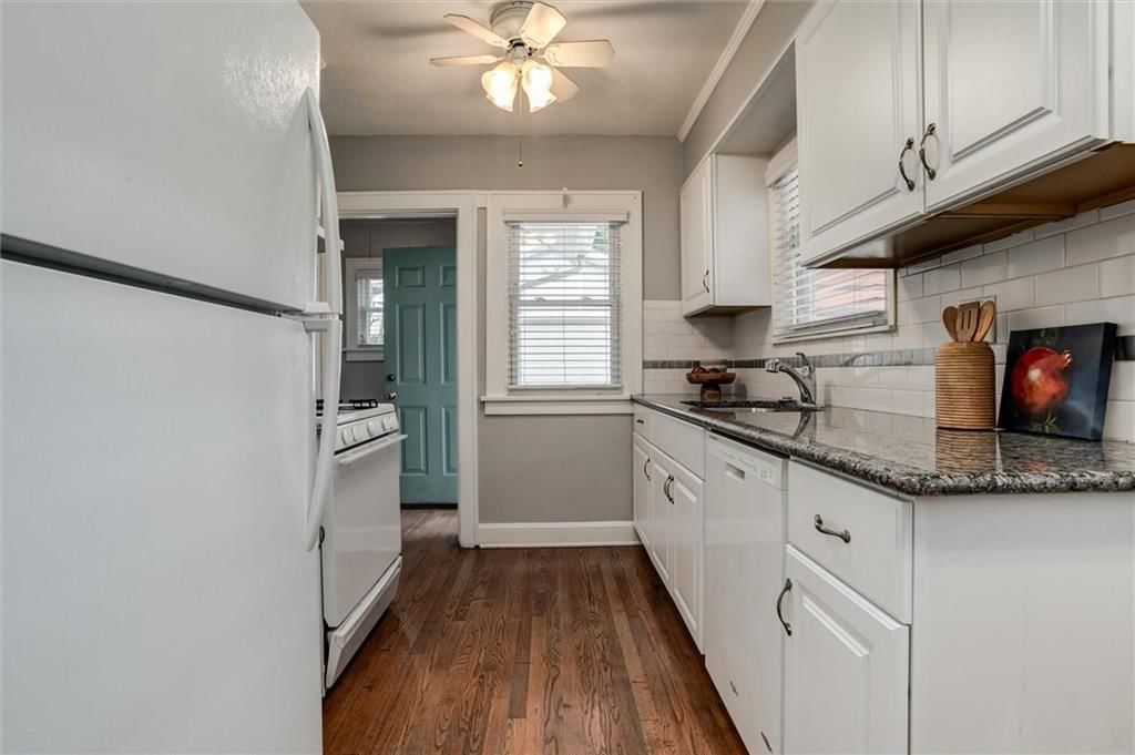 6428 Oak Street — photo 9