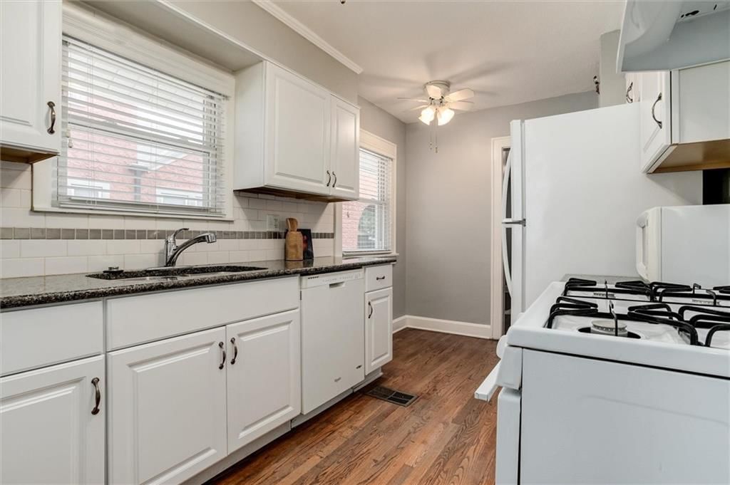6428 Oak Street — photo 10