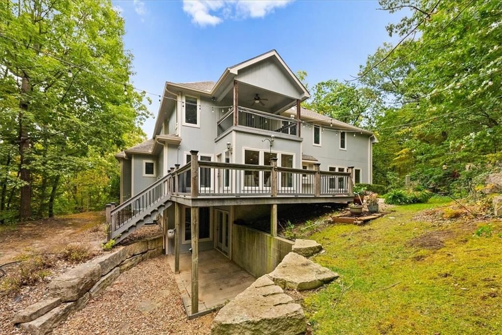 1819 Edgewood Court — photo 3