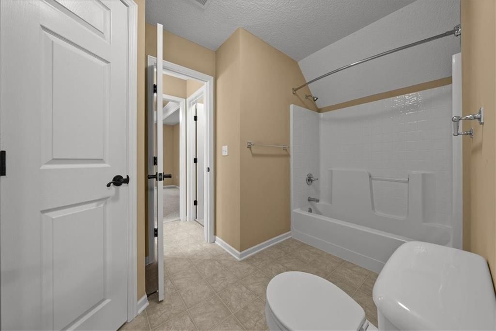 1819 Edgewood Court — photo 33