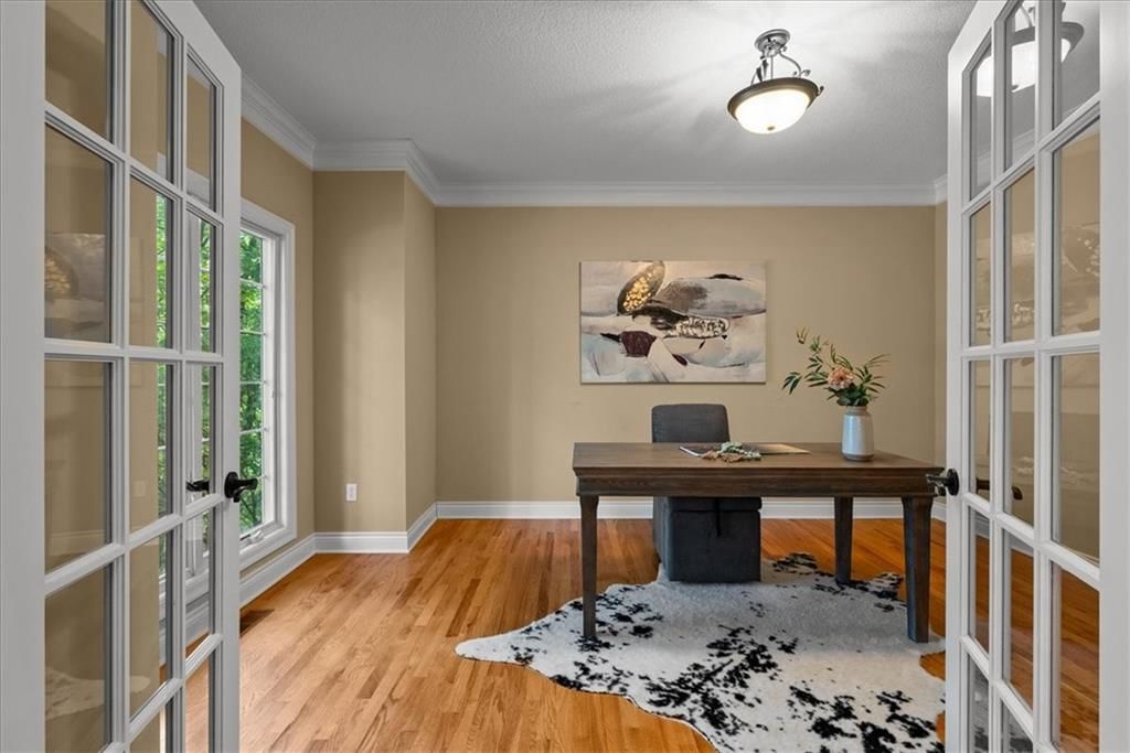 1819 Edgewood Court — photo 6
