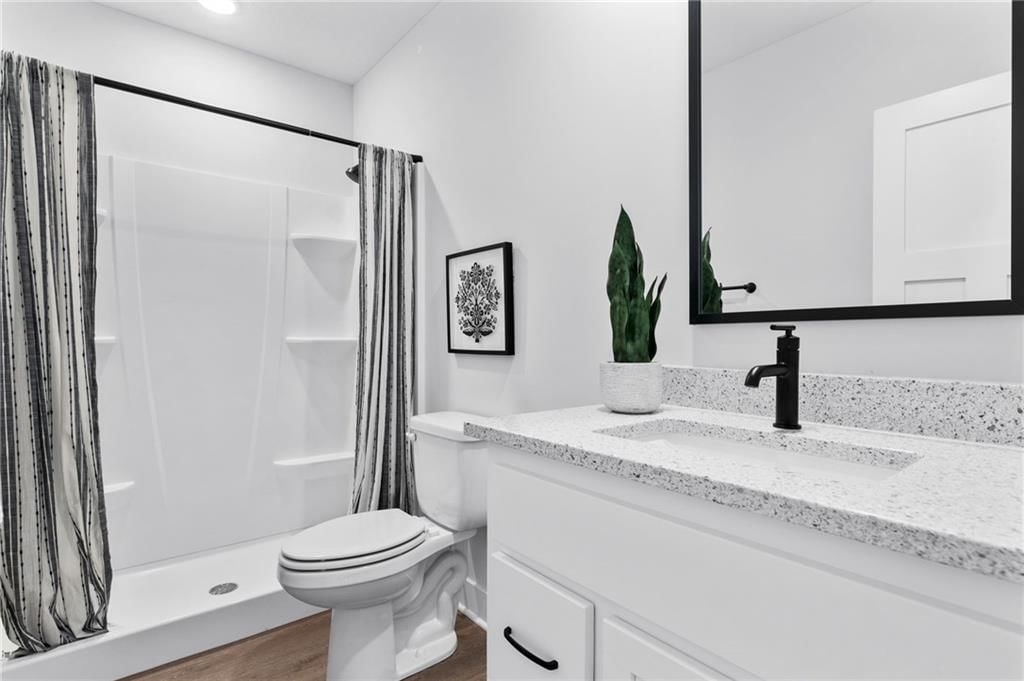 8101 N Sycamore Avenue — photo 34
