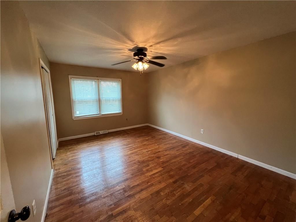 1006 W Price Avenue — photo 15