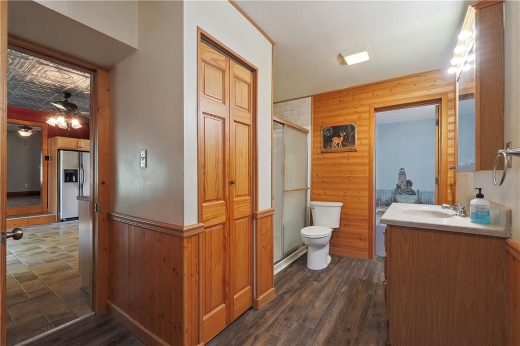 301 Jefferson Street — photo 15