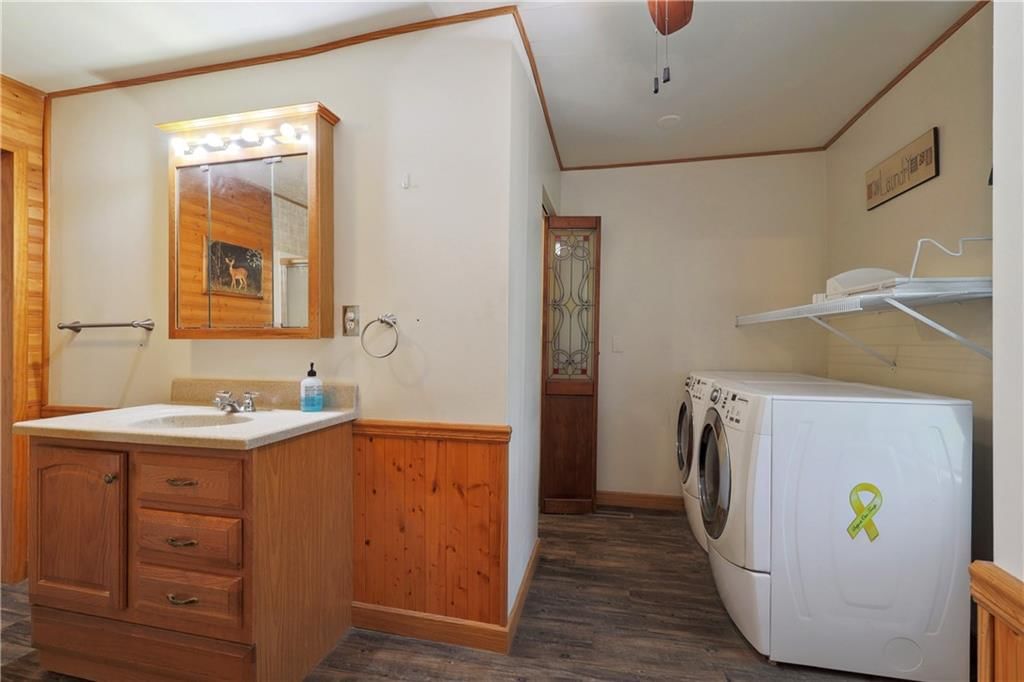 301 Jefferson Street — photo 16