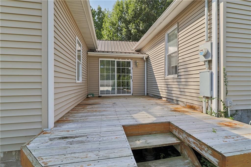 301 Jefferson Street — photo 23