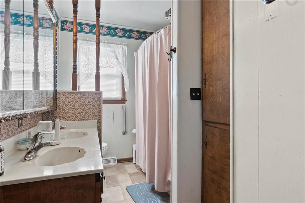 406 Ottman Street — photo 18