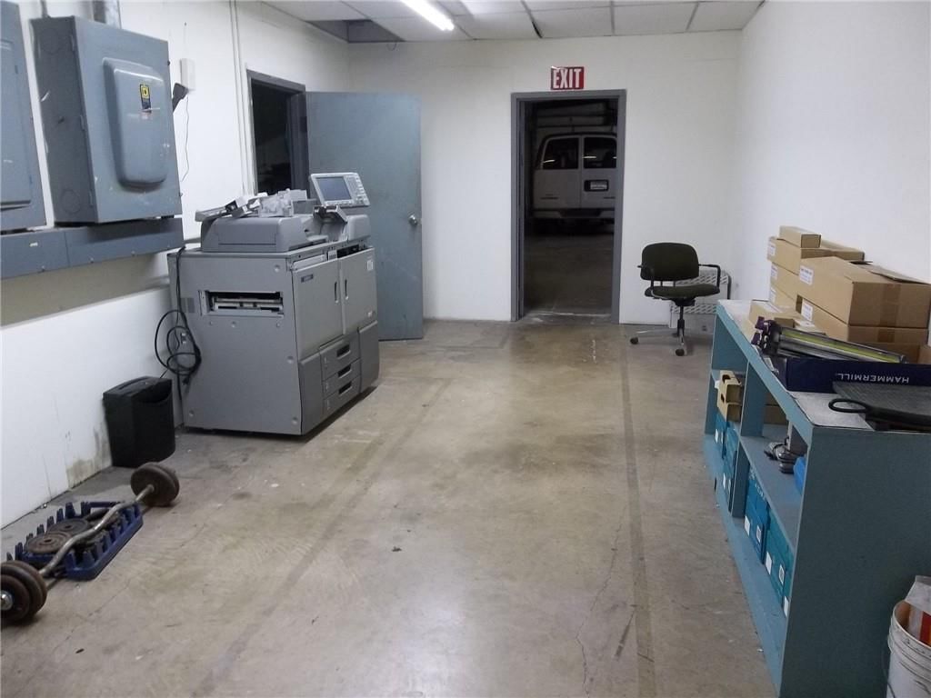 2908 S Santa Fe Avenue — photo 16