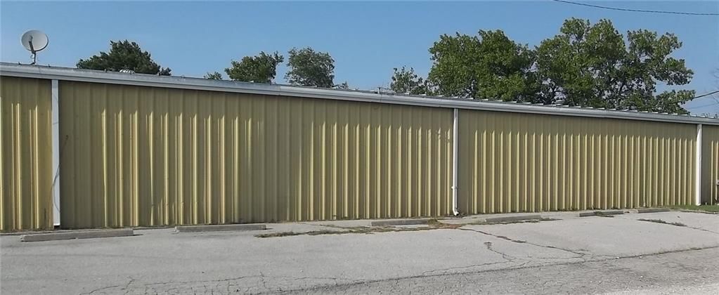 2908 S Santa Fe Avenue — photo 4