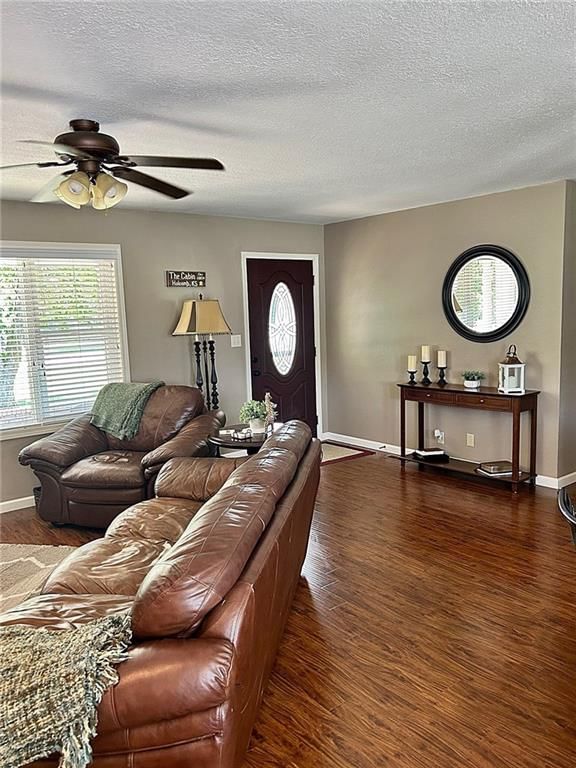 111 Woodcliffe Drive — photo 3