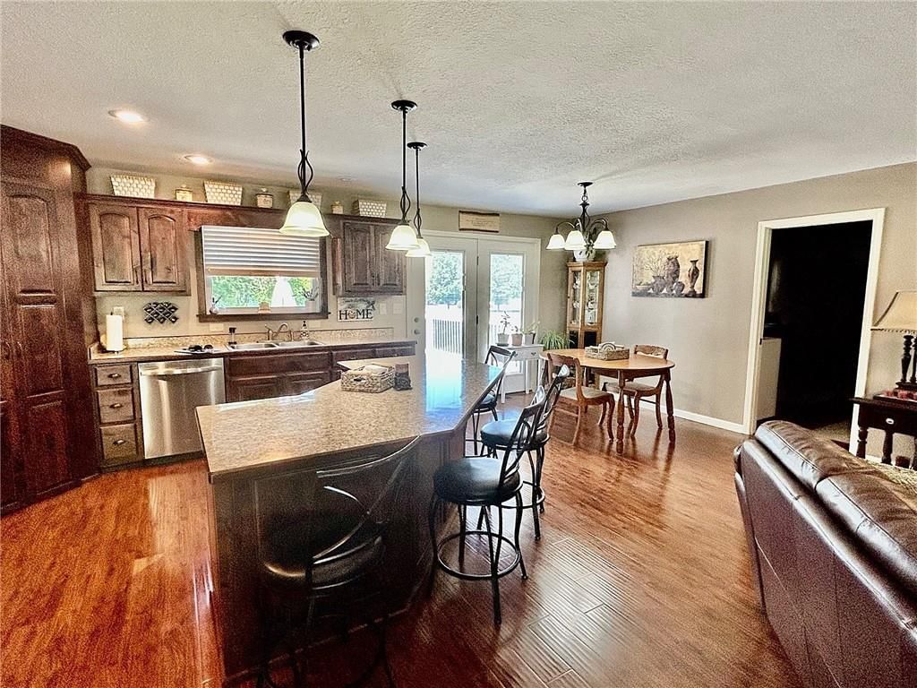 111 Woodcliffe Drive — photo 9